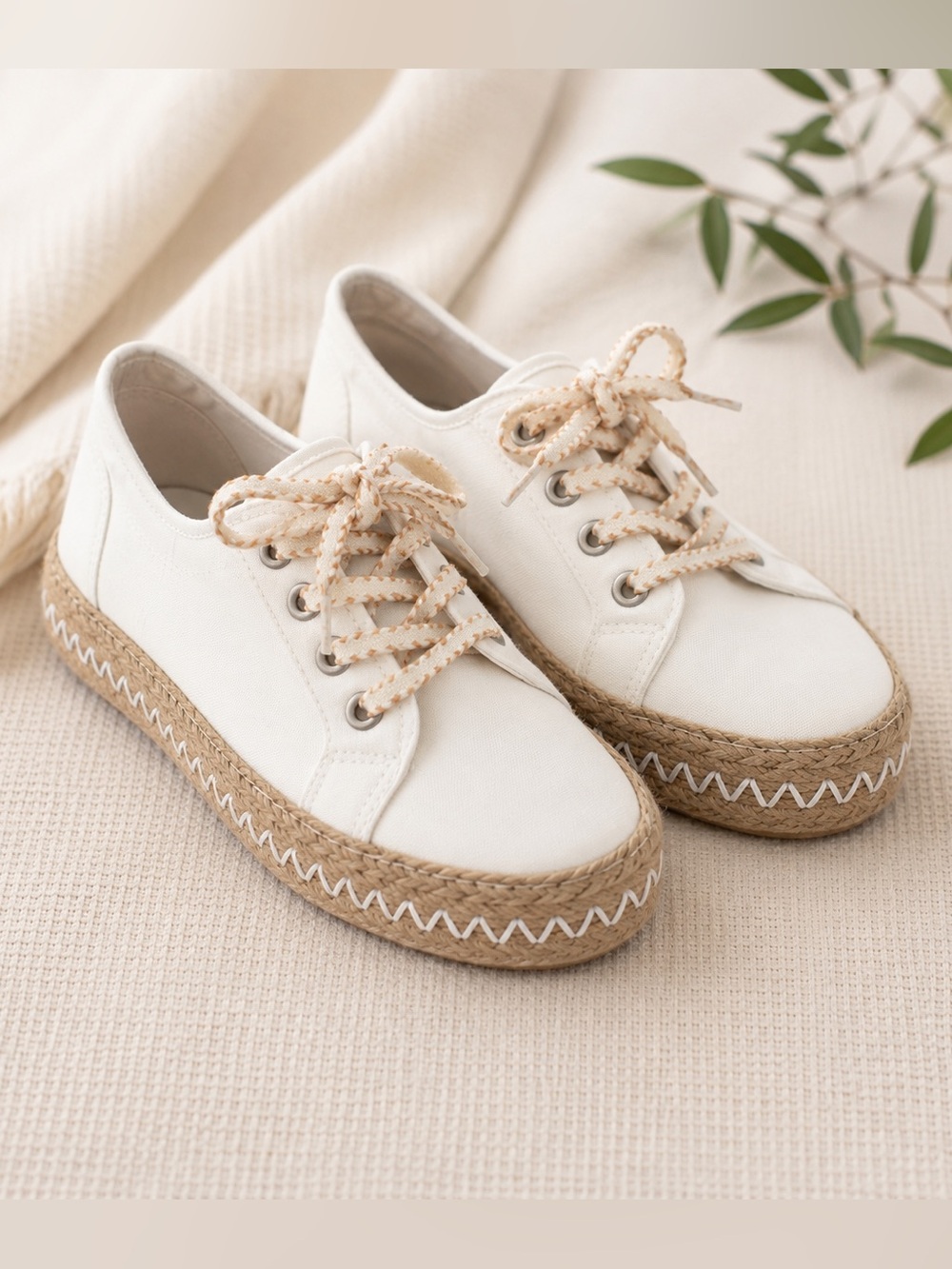 NWT Blowfish Malibu Buenos Espadrille Canvas Platform Sneakers Cream 9.5